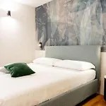 Kucuncy Luxury - Centro Storico Di - 2 Camere, 2 Bagni Tatil Evi